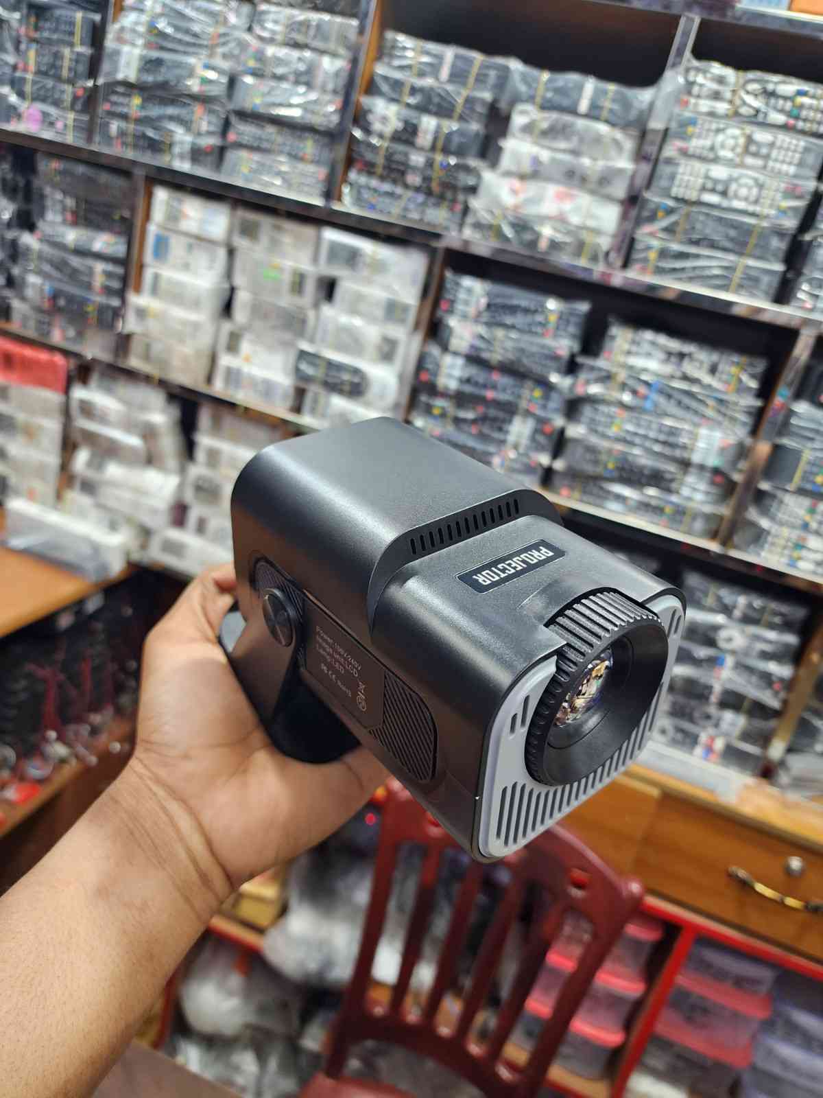 HY320 Angle 1